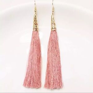 LAST 1 🚨 Pink & Gold Tassel French Hook Earrings